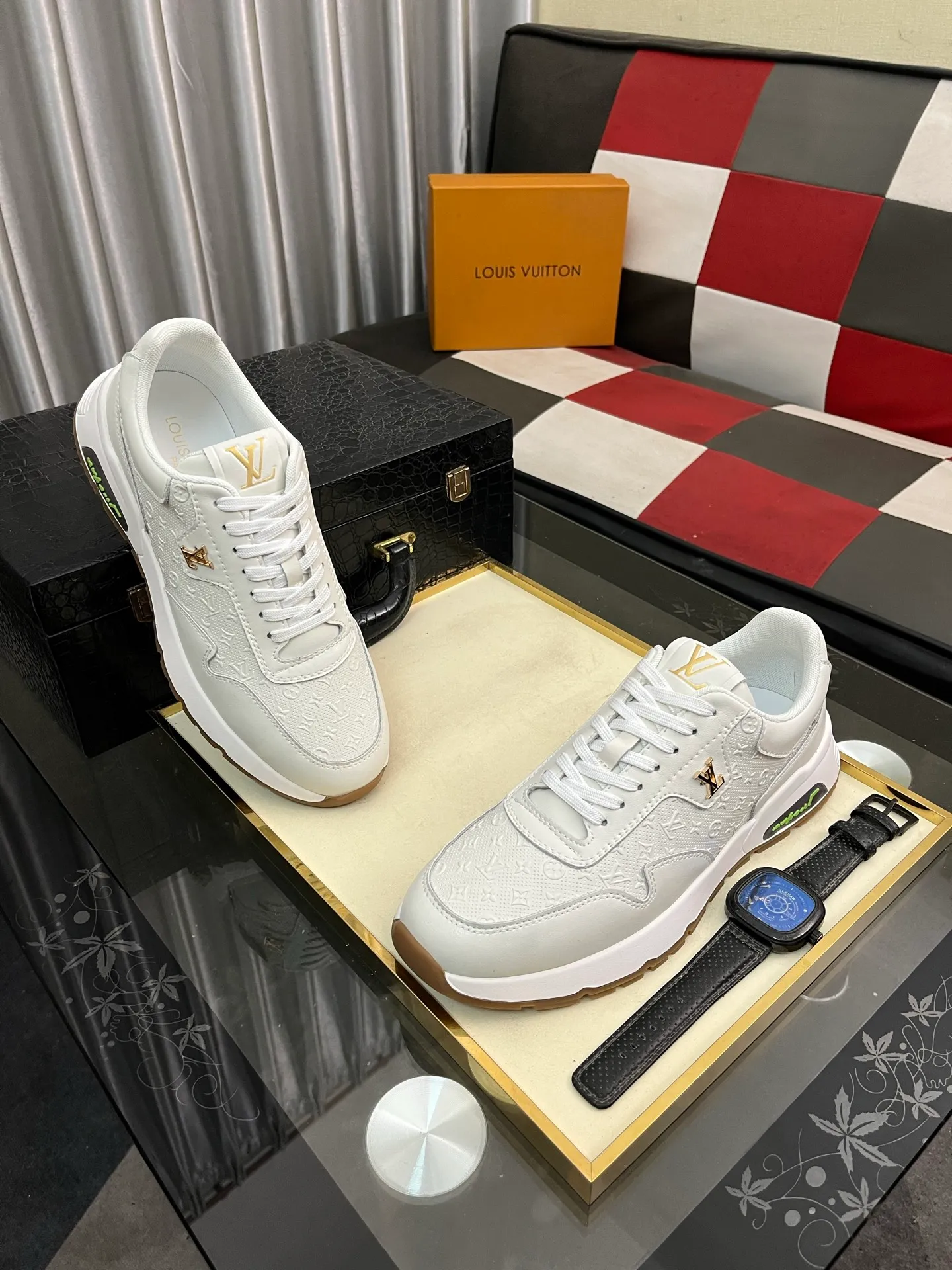 Men's shoes 💰458⌚️⌚️[Louis Vuitton LV] Dad shoes are popular casual sports shoes with outsole, breathable and comfortable, easy to walk, trendy men's versatile fly woven epoxy with ➕leather lining➕Gucci's popular original outsole, sports and running style, super comfortable. Size 38-442️⃣Colors available